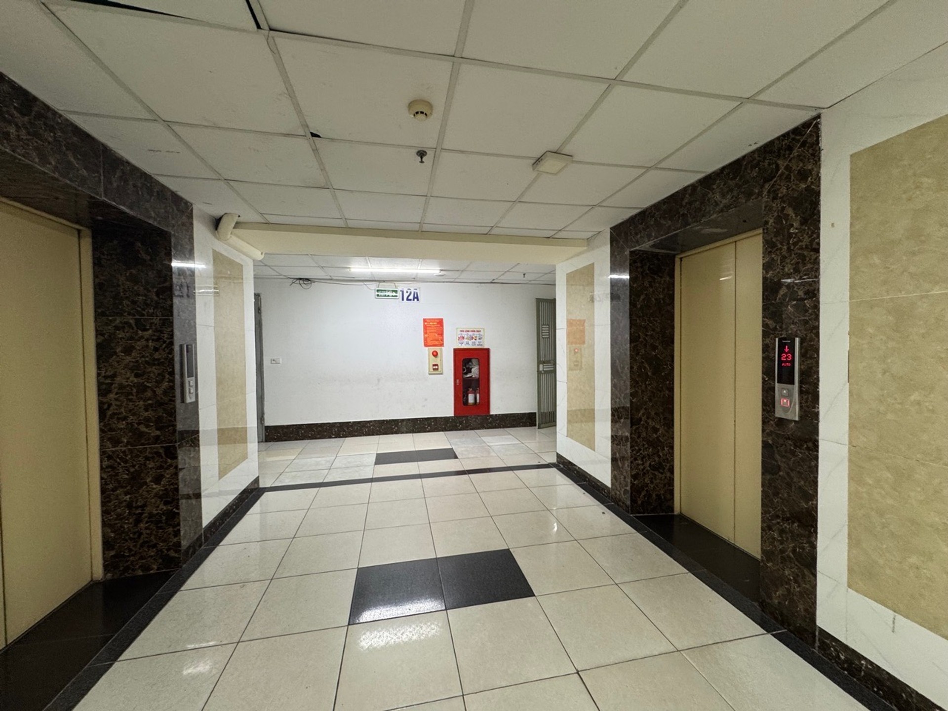 Bán nhà Kim Văn Kim Lũ - diện tích 65m2 13 tầng - Căn hộ đẹp hiếm có - giá 3,9 tỷ