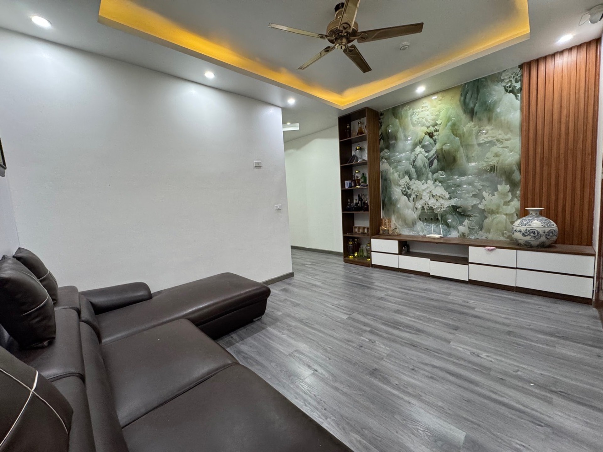 Bán nhà Kim Văn Kim Lũ - diện tích 65m2 13 tầng - Căn hộ đẹp hiếm có - giá 3,9 tỷ