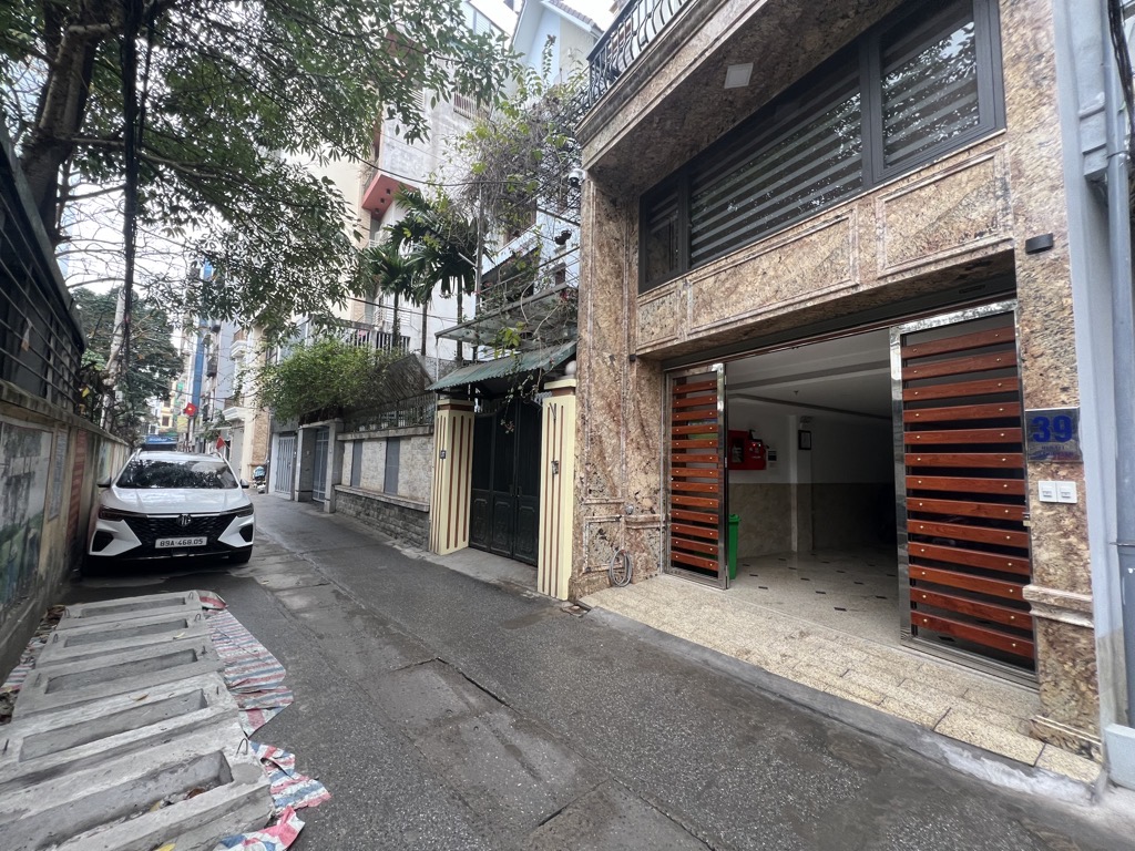 Bán nhà Cù Chính Lan - diện tích 100m2 9 tầng - Ô TÔ TRÁNH - giá 45 tỷ