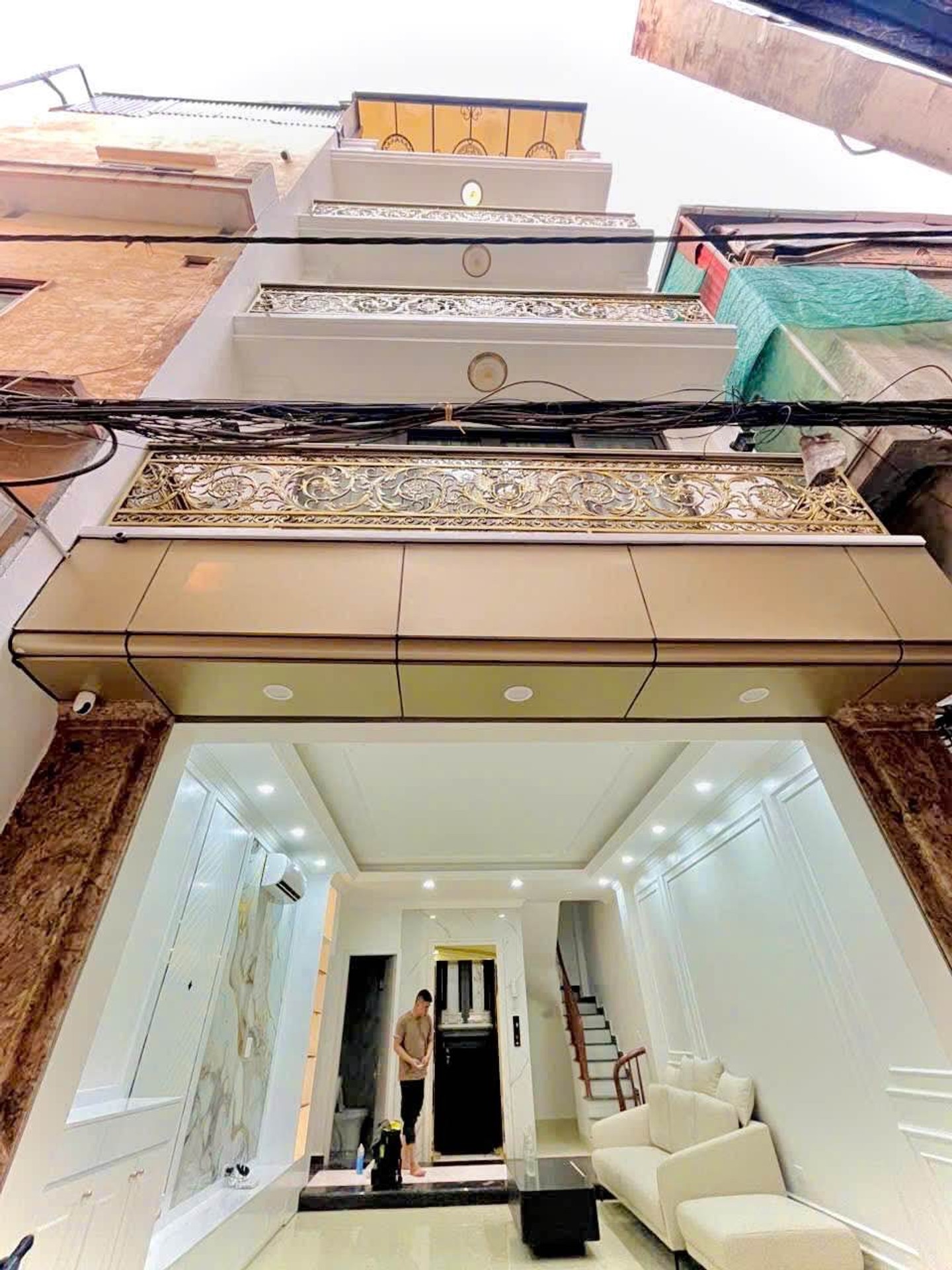Bán nhà Vĩnh Hưng - diện tích 44m2 6 tầng - Thang máy, xây mới cứng - giá 15 tỷ