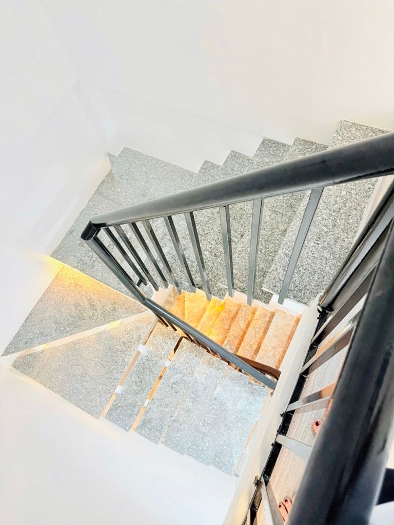 Bán nhà Thanh Đàm - diện tích 30m2 4 tầng - ô tô đỗ cửa - giá 6,45 tỷ