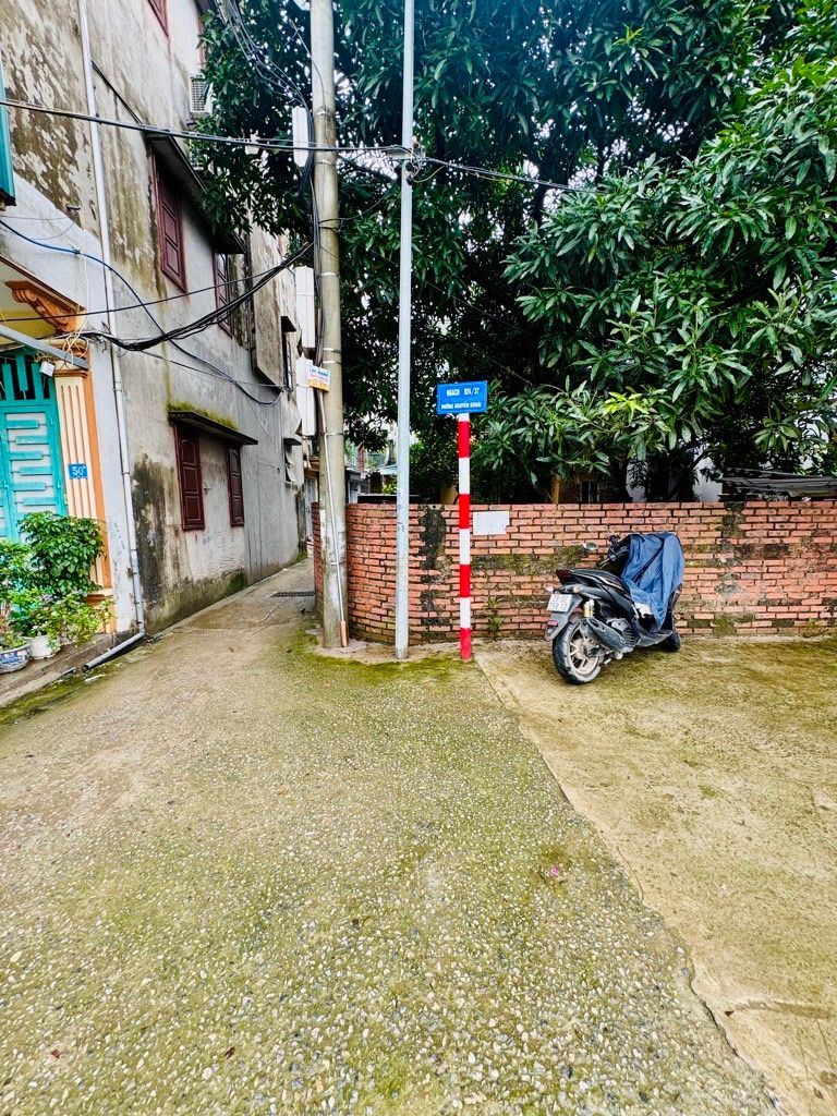 Bán nhà Thanh Đàm - diện tích 30m2 4 tầng - ô tô đỗ cửa - giá 6,45 tỷ