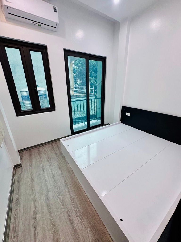 Bán nhà Thanh Đàm - diện tích 30m2 4 tầng - ô tô đỗ cửa - giá 6,45 tỷ