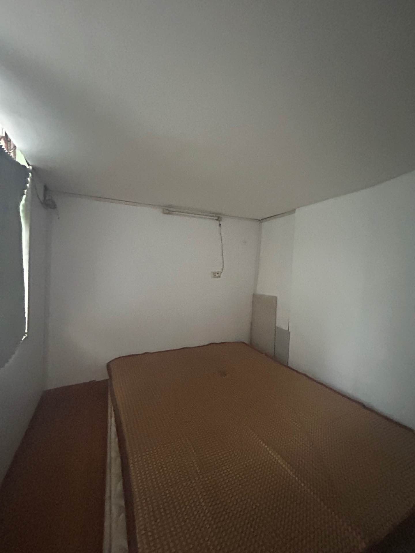 Bán nhà Hoàng Mai - diện tích 32m2 1 tầng - gần công viên Yên Sở - giá 1,95 tỷ
