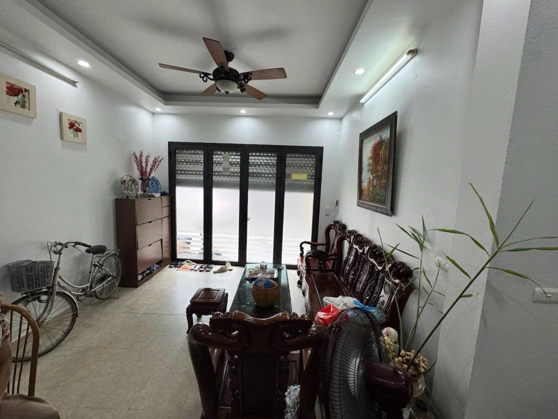 Bán nhà ngõ Quỳnh - diện tích 31m2 5 tầng - Ô tô đỗ cửa - giá 8,75 tỷ
