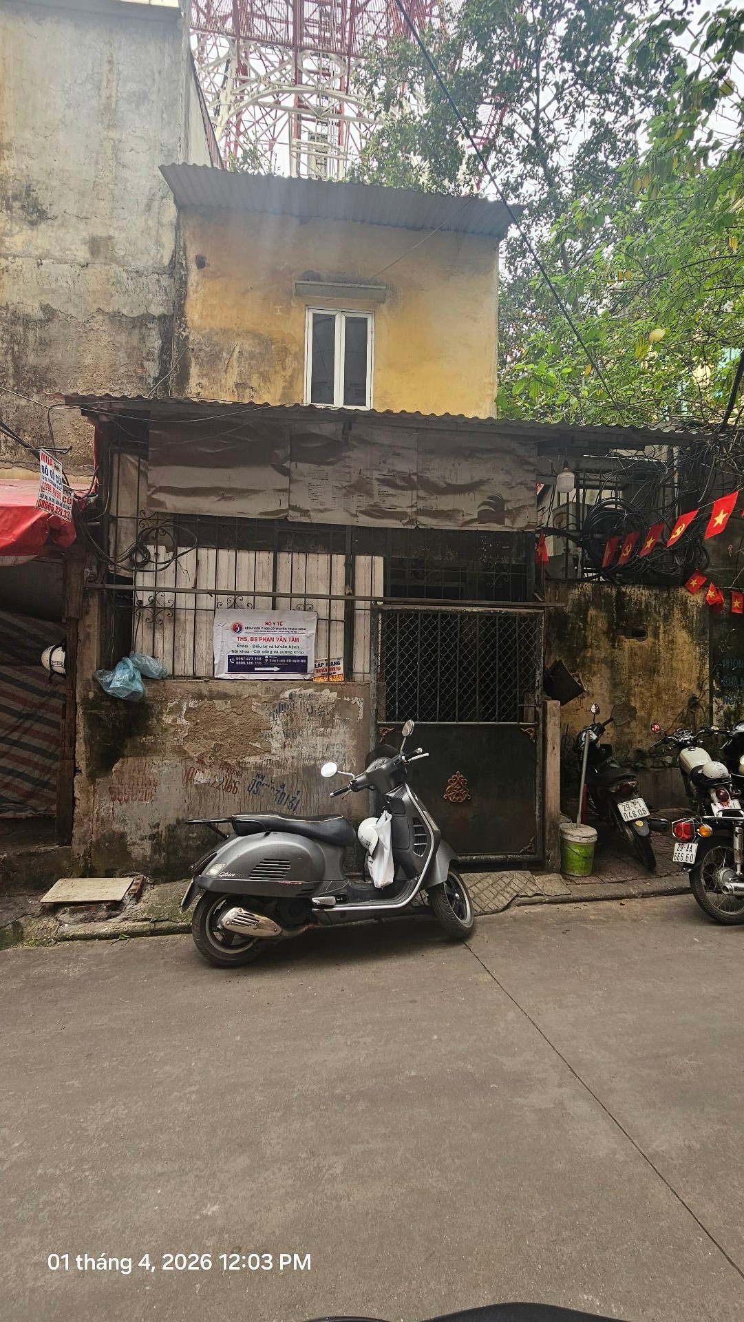 Bán nhà Vân Hồ 3 - diện tích 31m2 2 tầng - Ô tô tránh - giá 12,9 tỷ