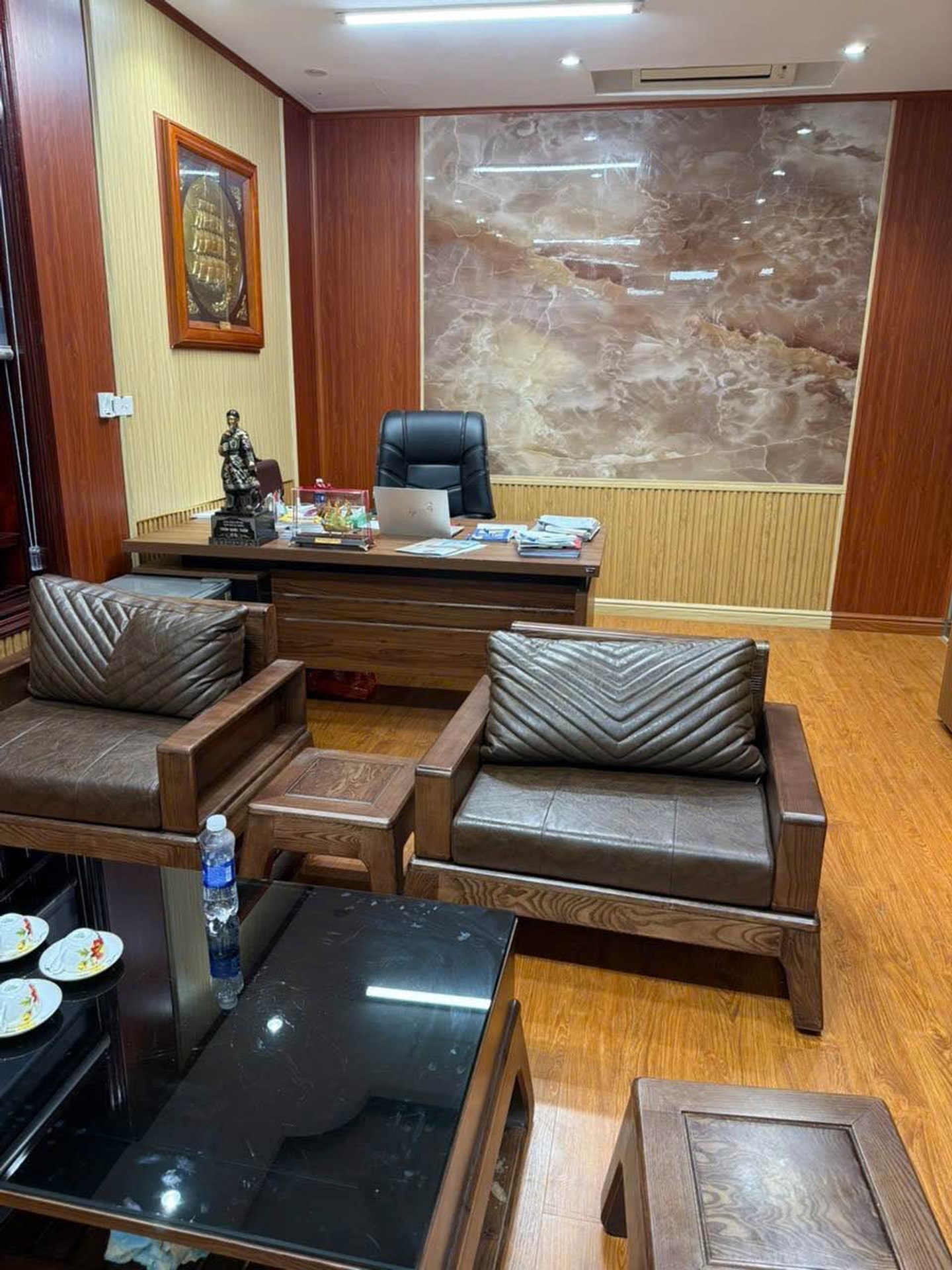 Bán nhà Linh Đàm - diện tích 210m2 5 tầng - Biệt thự đẳng cấp - giá 73 tỷ