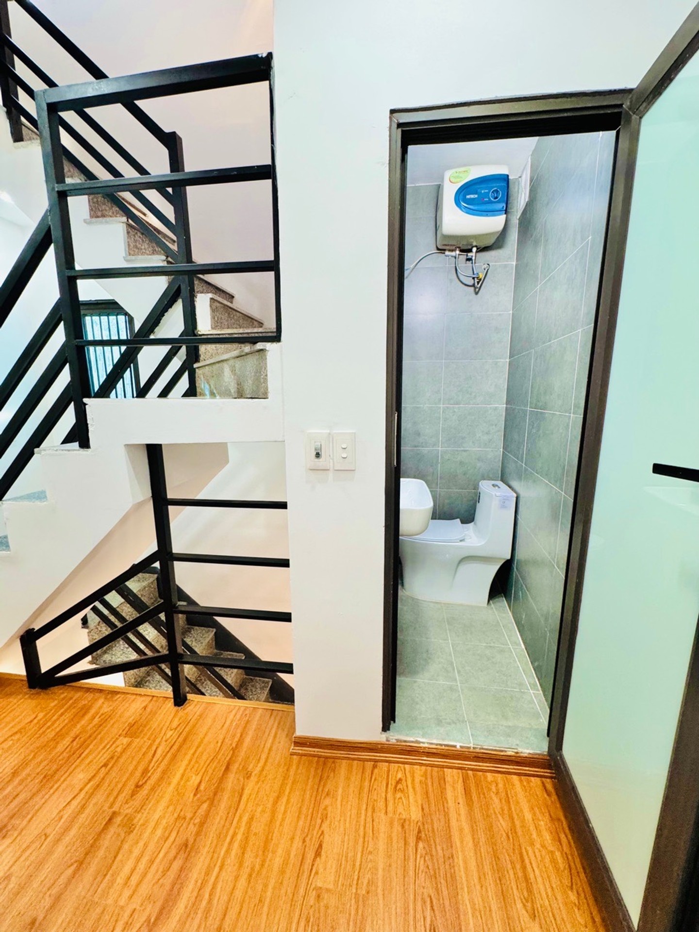 Bán nhà Nguyễn Đức Cảnh - diện tích 36m2 3 tầng - Mặt ngõ ba gác - giá 3,68 tỷ