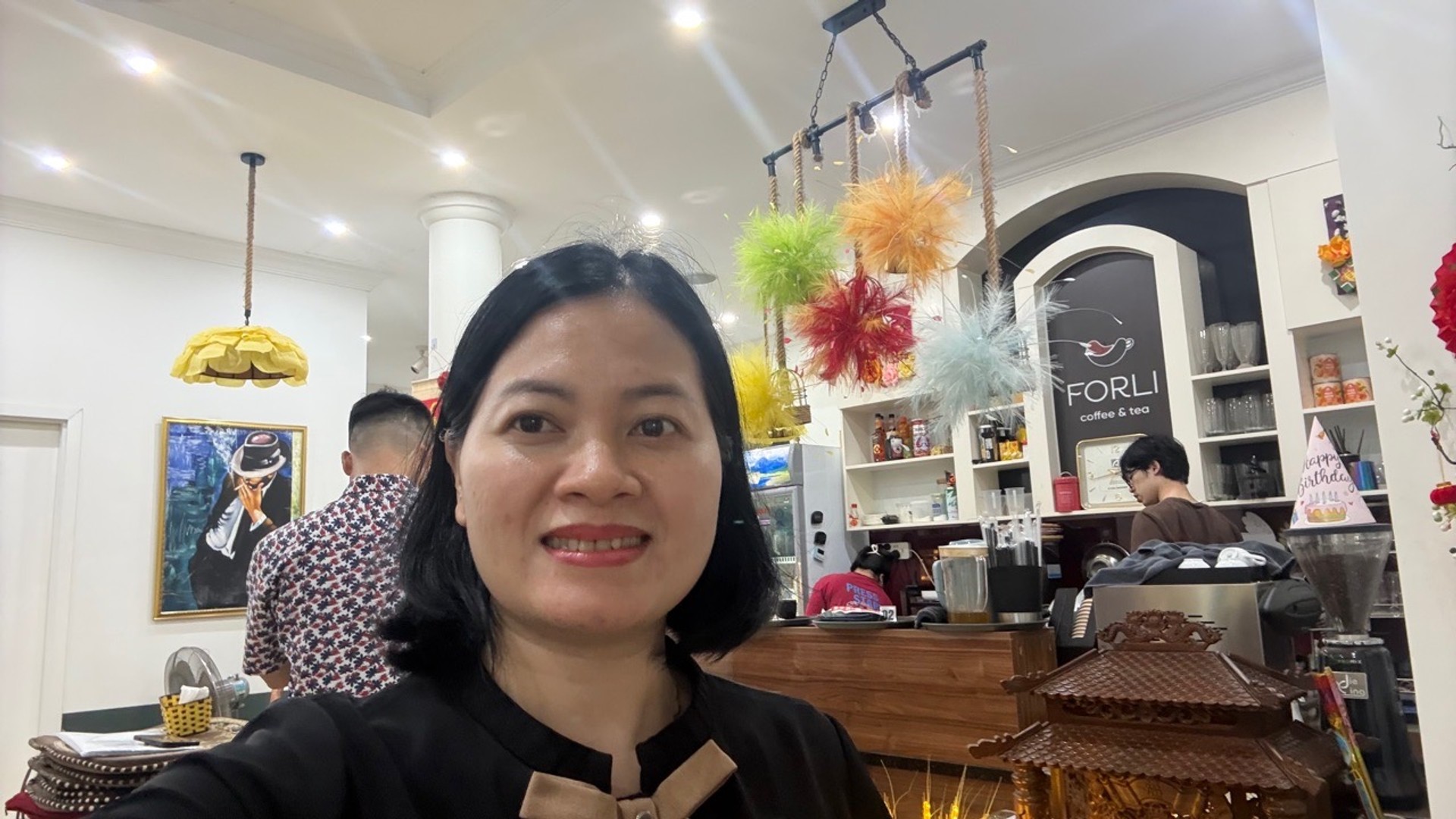 Bán nhà Linh Đàm - diện tích 215m2 4 tầng - Lô góc 04 mặt thoáng - giá 90 tỷ