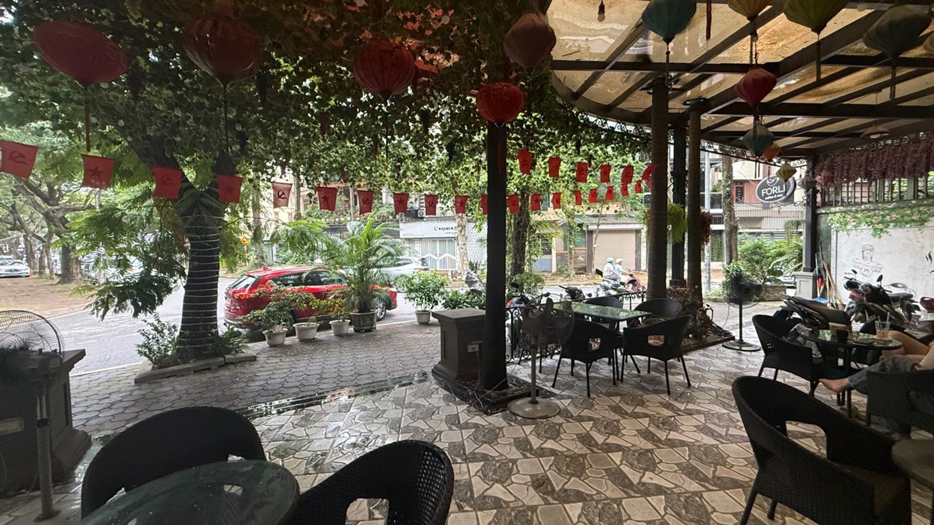 Bán nhà Linh Đàm - diện tích 215m2 4 tầng - Lô góc 04 mặt thoáng - giá 90 tỷ