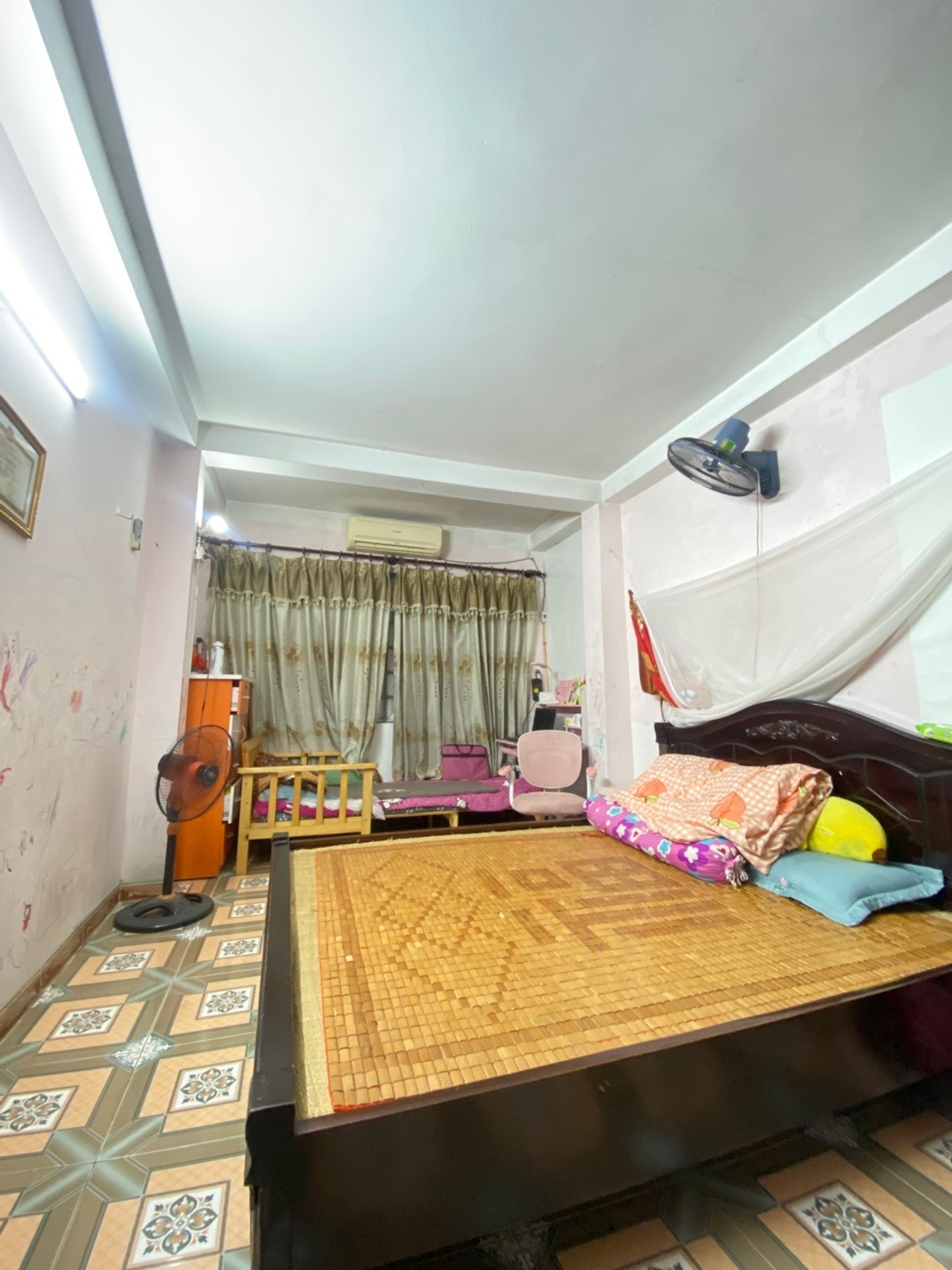 Bán nhà Hoàng Đạo Thành - diện tích 23m2 4 tầng - Ô tô tránh 10m - giá 4,7 tỷ