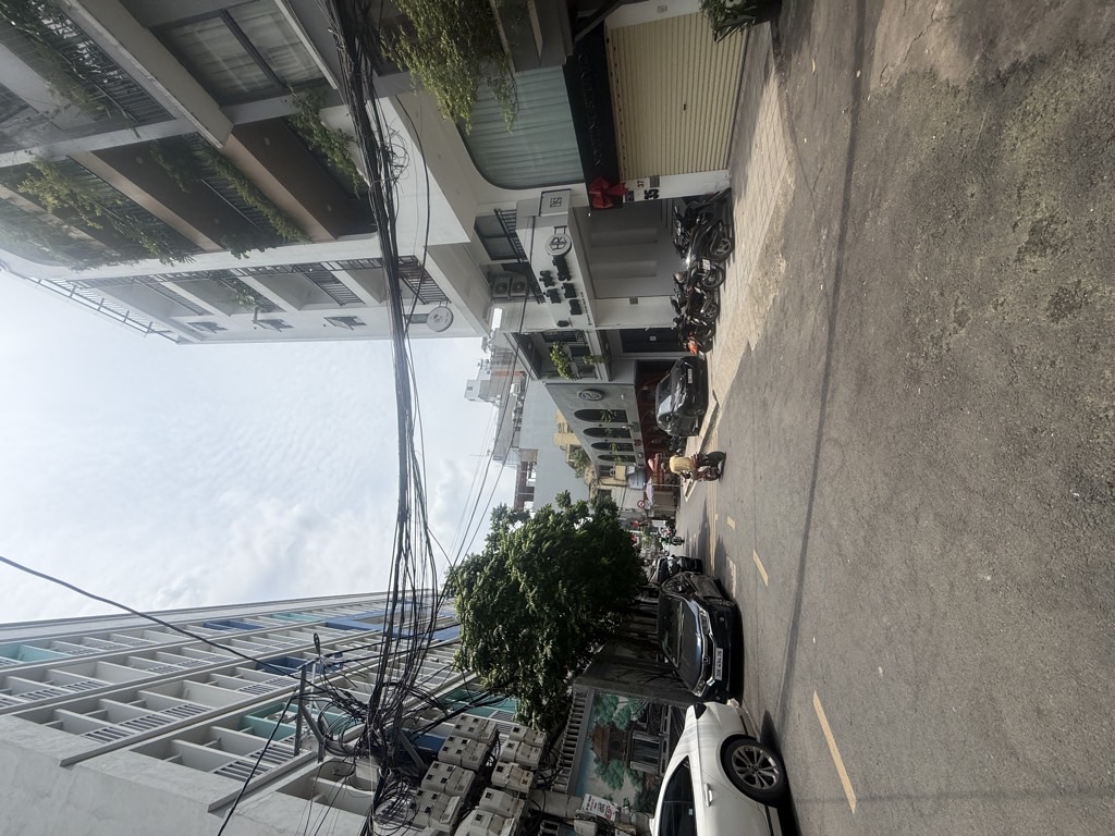 Bán nhà Đông Các - diện tích 84.5m2 8 tầng - LÔ GÓC - MẶT PHỐ TRUNG TÂM ĐỐNG ĐA - giá 34,5 tỷ