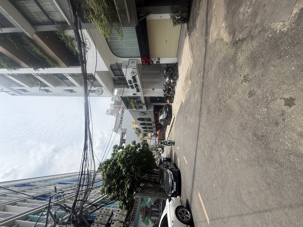 Bán nhà Đông Các - diện tích 84.5m2 8 tầng - LÔ GÓC - MẶT PHỐ TRUNG TÂM ĐỐNG ĐA - giá 34,5 tỷ