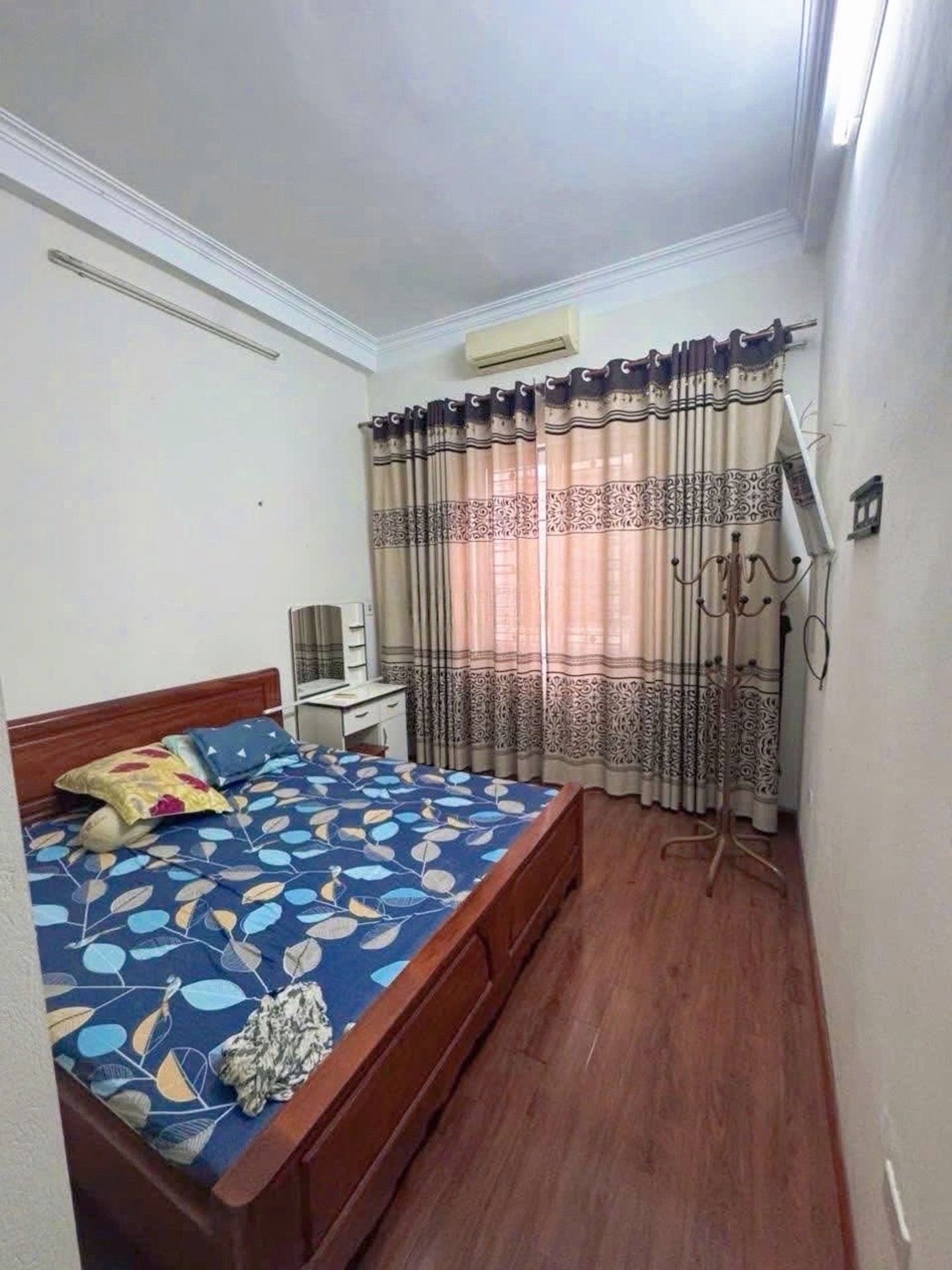 Bán nhà Gốc Đề - diện tích 35m2 4 tầng - ô tô tránh nhau - giá 12 tỷ