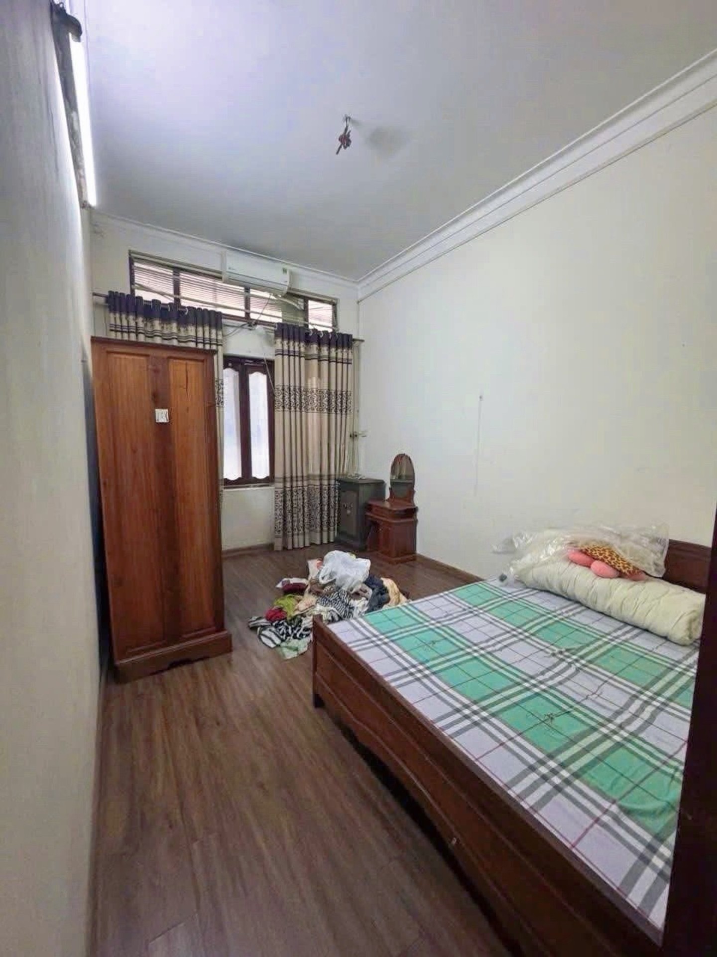 Bán nhà Gốc Đề - diện tích 35m2 4 tầng - ô tô tránh nhau - giá 12 tỷ