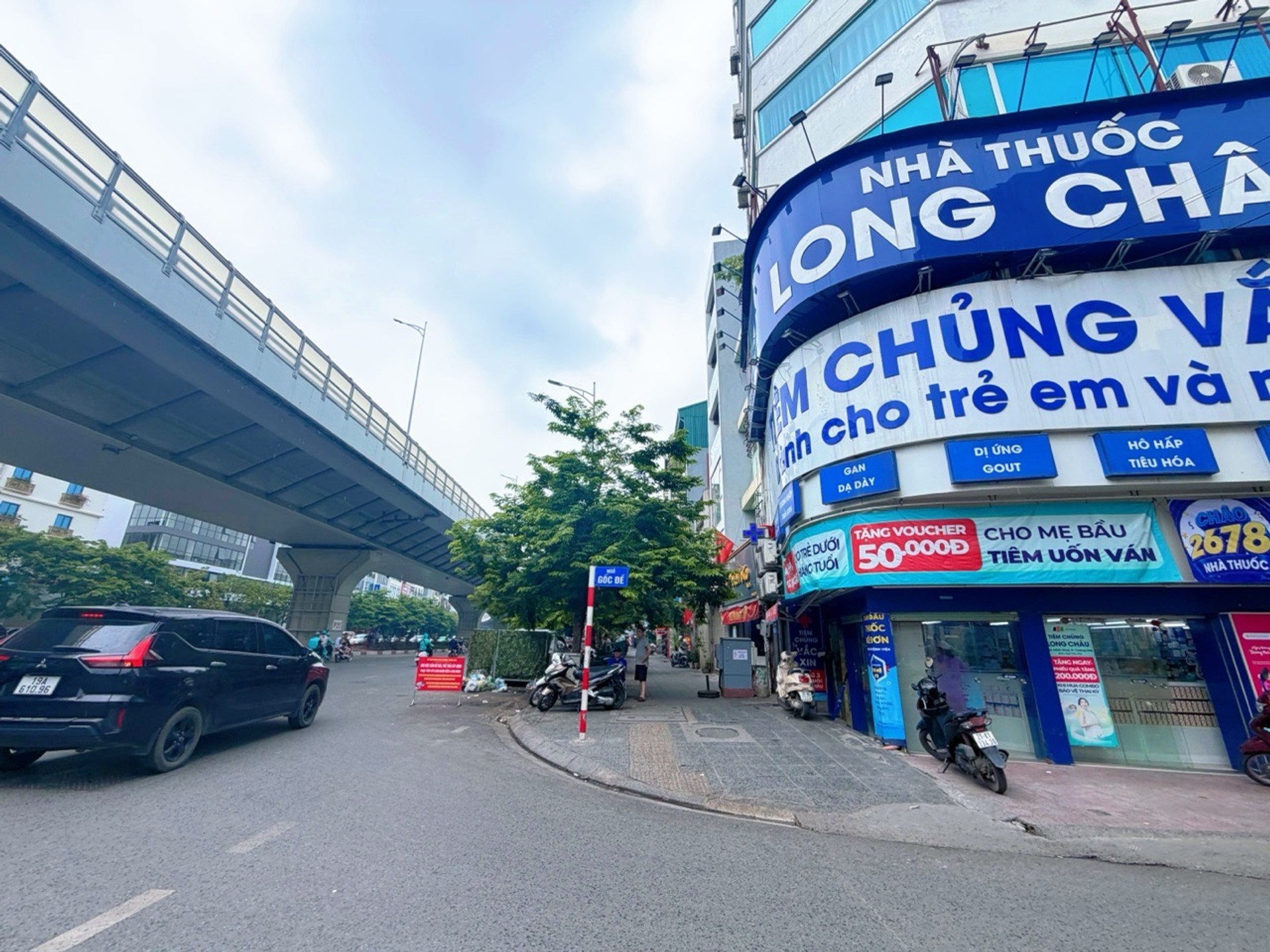 Bán nhà Gốc Đề - diện tích 35m2 4 tầng - ô tô tránh nhau - giá 12 tỷ