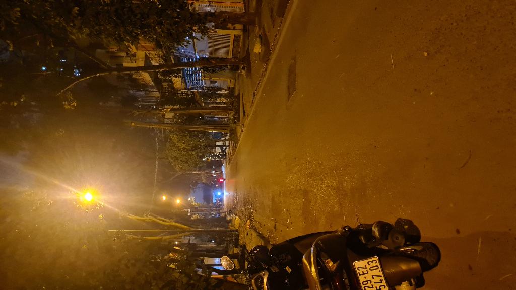 Bán nhà Định Công - diện tích 92m2 4 tầng - ô tô tránh - giá 41,5 tỷ