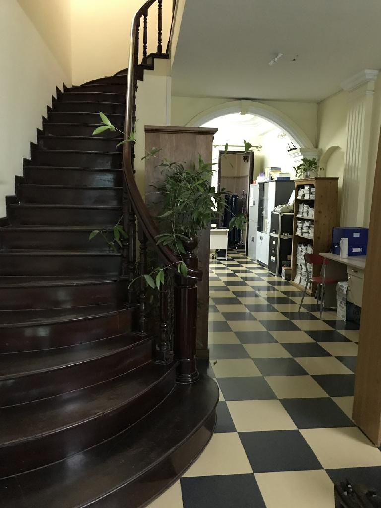 Bán nhà Định Công - diện tích 92m2 4 tầng - ô tô tránh - giá 41,5 tỷ