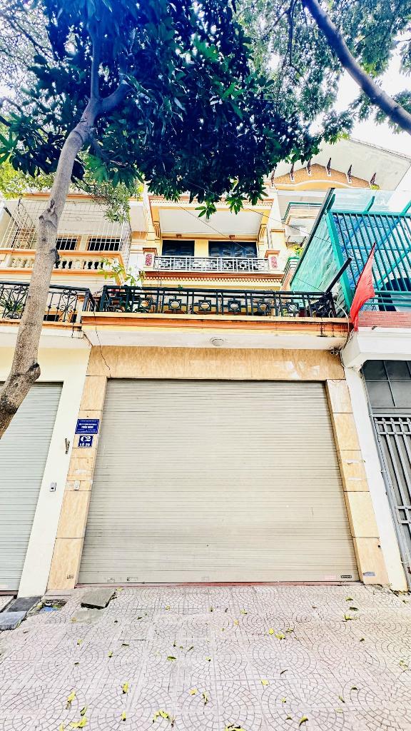 Bán nhà Định Công - diện tích 92m2 4 tầng - ô tô tránh - giá 41,5 tỷ