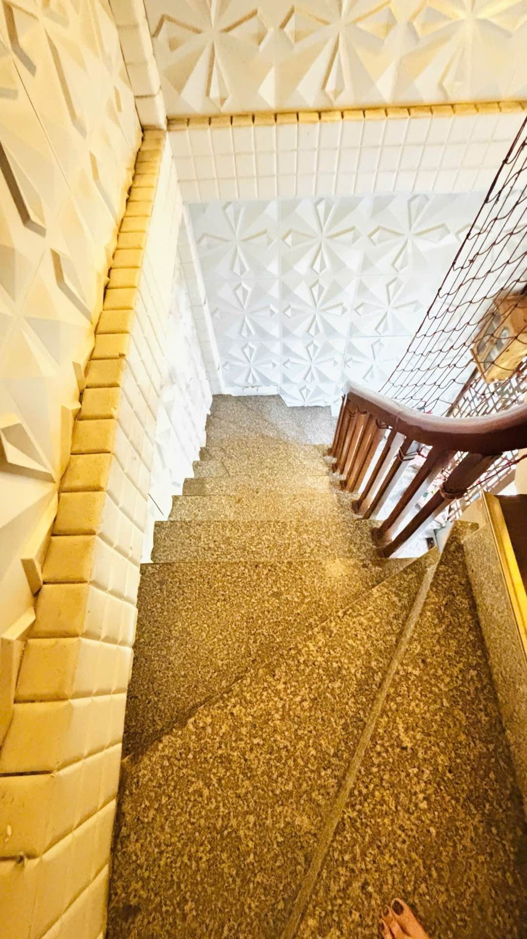 Bán nhà Đại Từ - diện tích 34m2 5 tầng - Lô góc - giá 9,6 tỷ