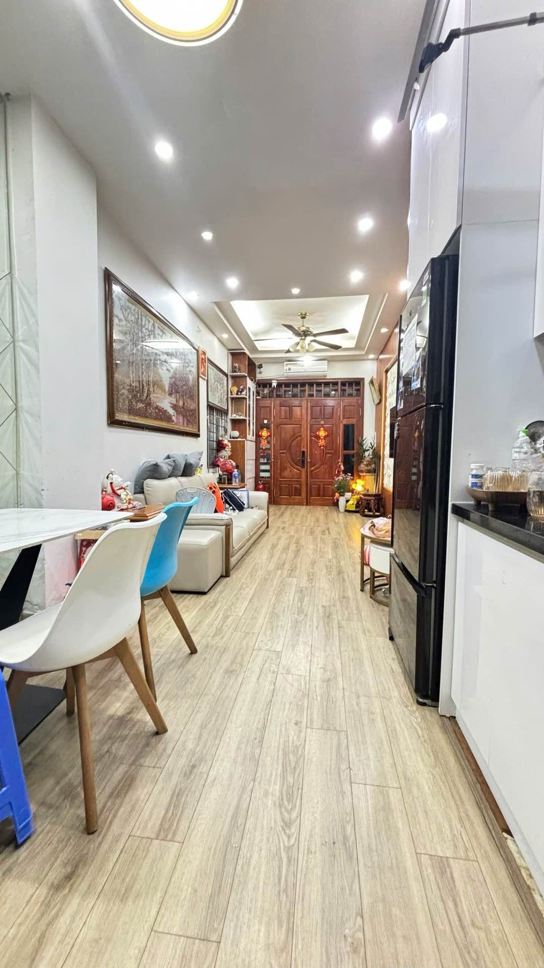 Bán nhà Đại Từ - diện tích 34m2 5 tầng - Lô góc - giá 9,6 tỷ