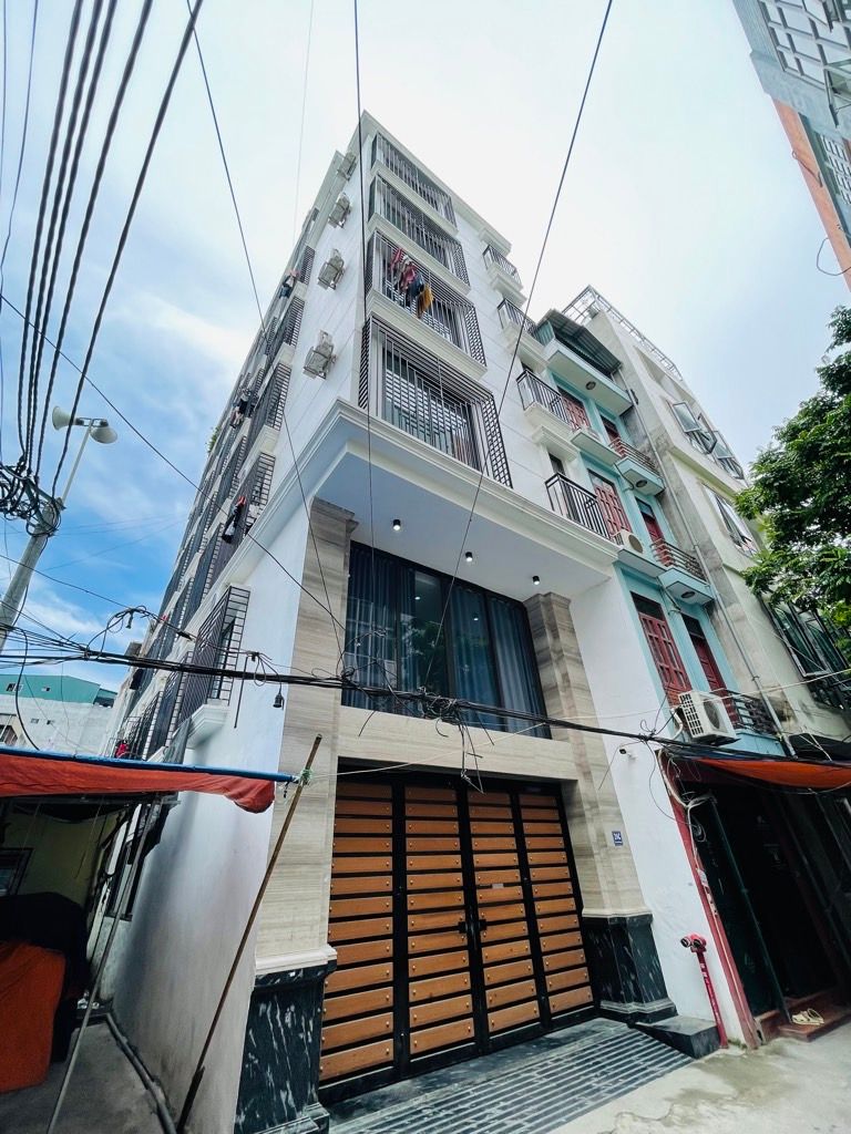 Bán nhà Kim Giang - diện tích 108m2 7 tầng - Lô góc 2 mặt thoáng - giá 42 tỷ