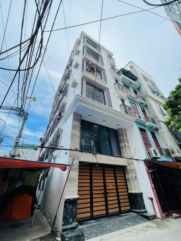 Bán nhà Kim Giang - diện tích 108m2 7 tầng - Lô góc 2 mặt thoáng - giá 42 tỷ