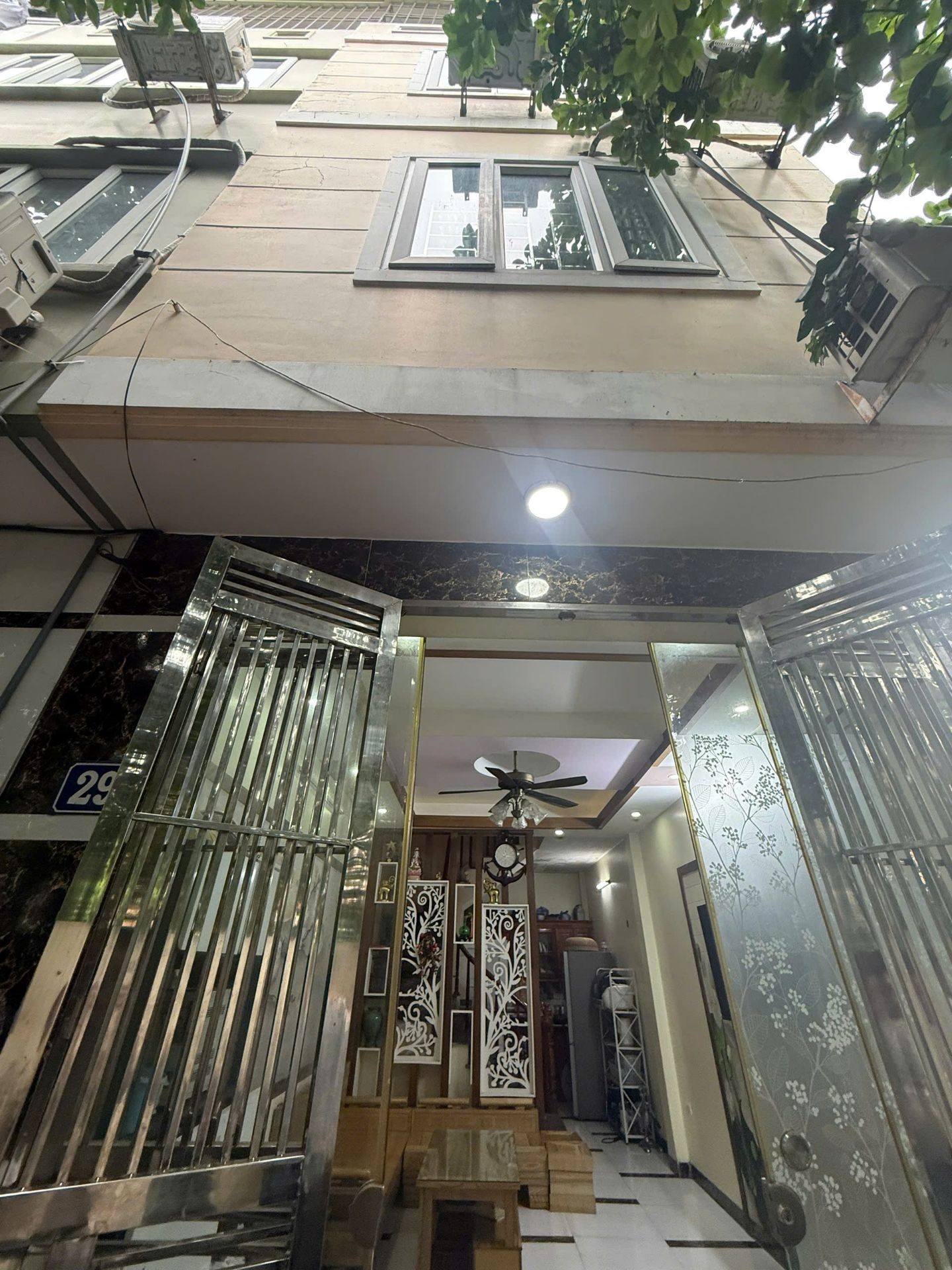 Bán nhà Thanh Lân - diện tích 31m2 4 tầng - Nhà đẹp, sổ đỏ chính chủ - giá 5,6 tỷ
