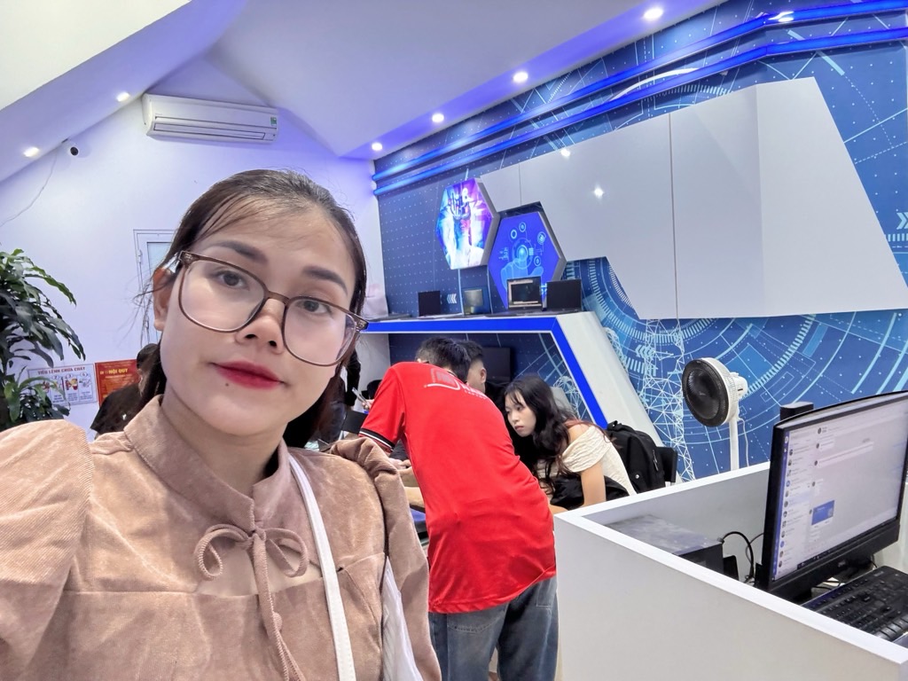 Bán nhà Lê Thanh Nghị - diện tích 70m2 5 tầng - Ô TÔ 4 LÀN - giá 35,8 tỷ