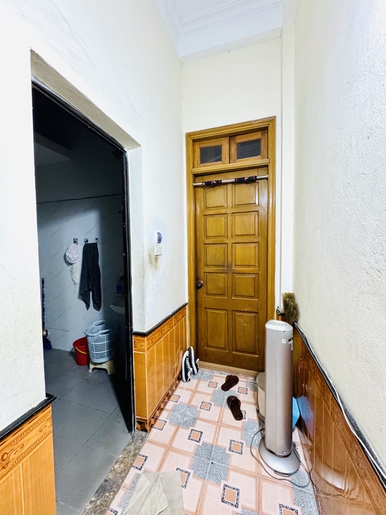 Bán nhà Lê Thanh Nghị - diện tích 70m2 5 tầng - Ô TÔ 4 LÀN - giá 35,8 tỷ