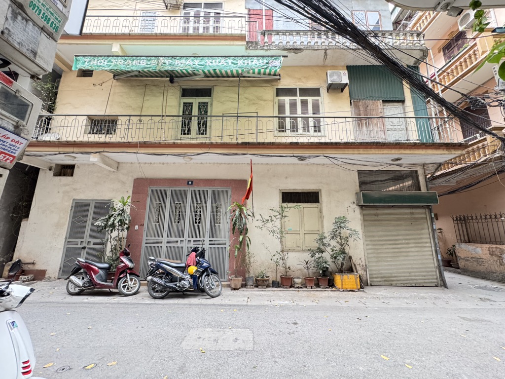 Bán nhà Yên Lạc - diện tích 60m2 4 tầng - Phân lô ô tô - giá 18,6 tỷ