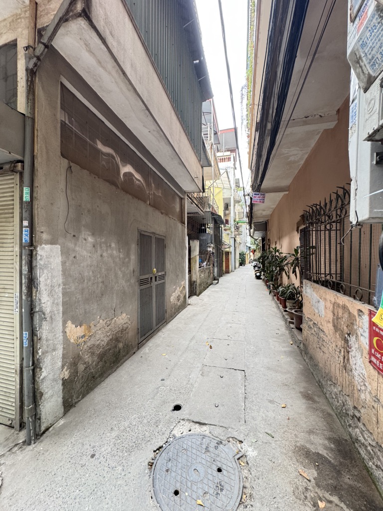 Bán nhà Yên Lạc - diện tích 60m2 4 tầng - Phân lô ô tô - giá 18,6 tỷ
