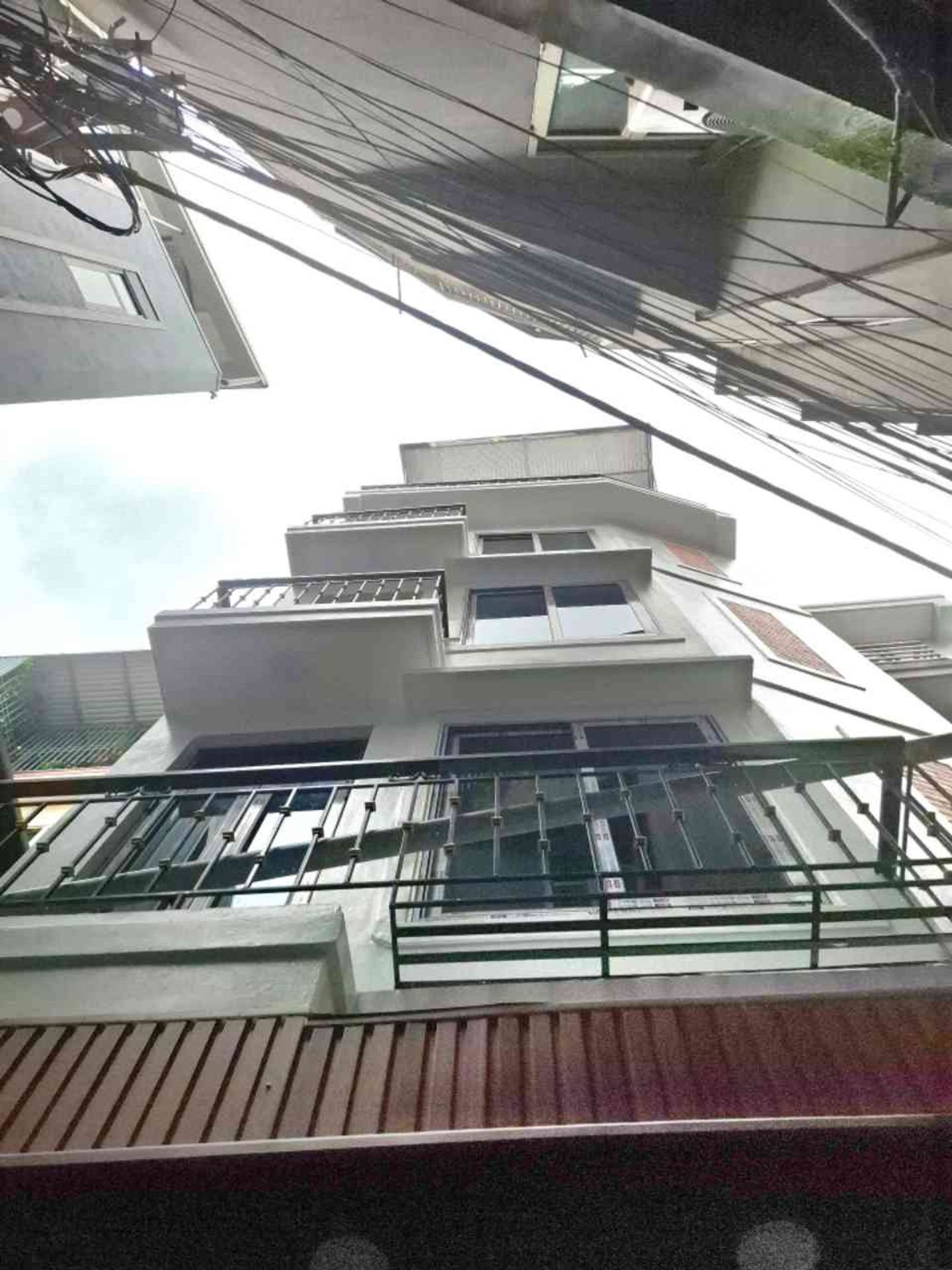 Bán nhà Hoàng Mai - diện tích 40m2 6 tầng - Lô góc 2 mặt thoáng - giá 12 tỷ