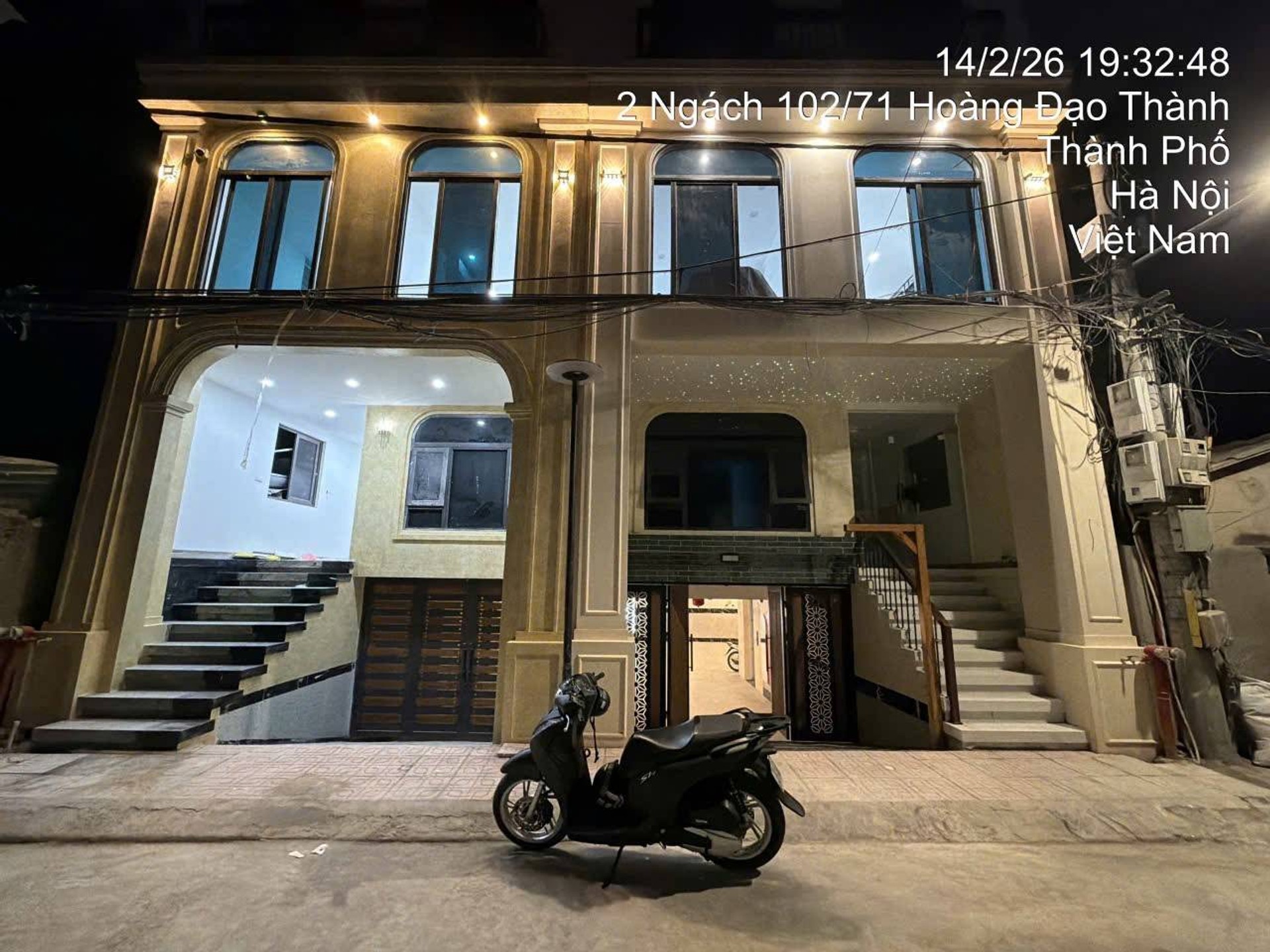 Bán nhà Hoàng Đạo Thành - diện tích 96m2 8 tầng - ô tô tránh - giá 46 tỷ