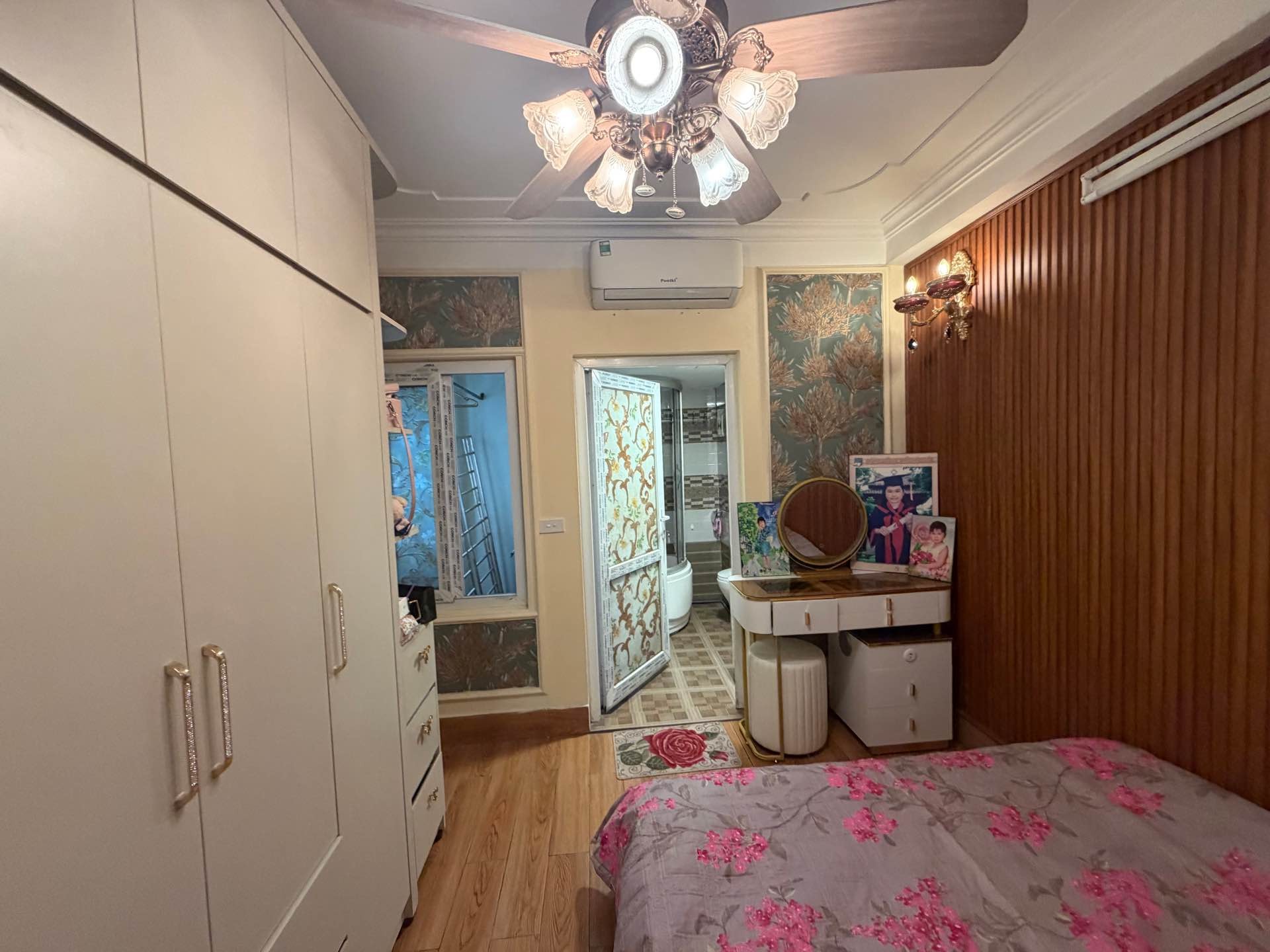 Bán nhà Hai Bà Trưng - diện tích 60m2 8 tầng - Ô TÔ ĐỖ CỔNG - giá 15,5 tỷ