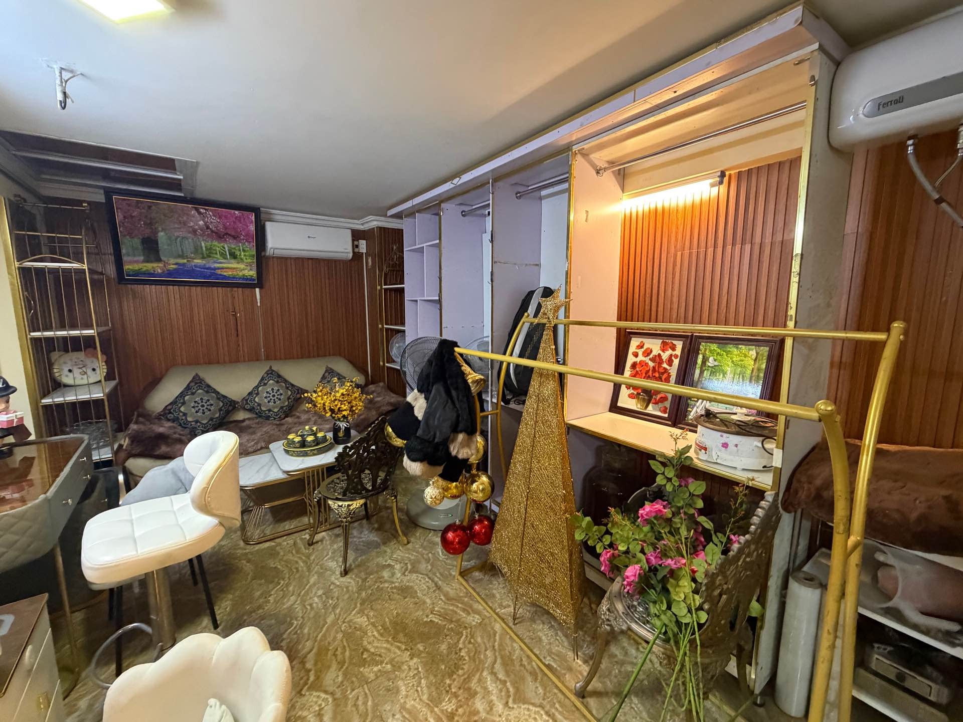 Bán nhà Hai Bà Trưng - diện tích 60m2 8 tầng - Ô TÔ ĐỖ CỔNG - giá 15,5 tỷ