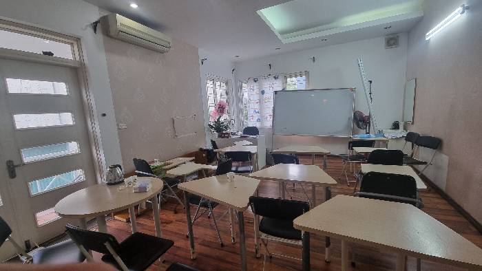 Bán nhà Tân Ấp - diện tích 343.8m2 3 tầng - Cặp đôi Biệt thự mặt phố - giá 30,6 tỷ