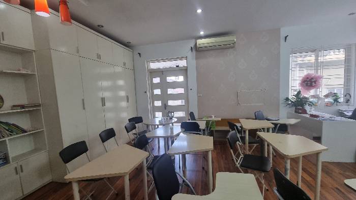 Bán nhà Tân Ấp - diện tích 343.8m2 3 tầng - Cặp đôi Biệt thự mặt phố - giá 30,6 tỷ