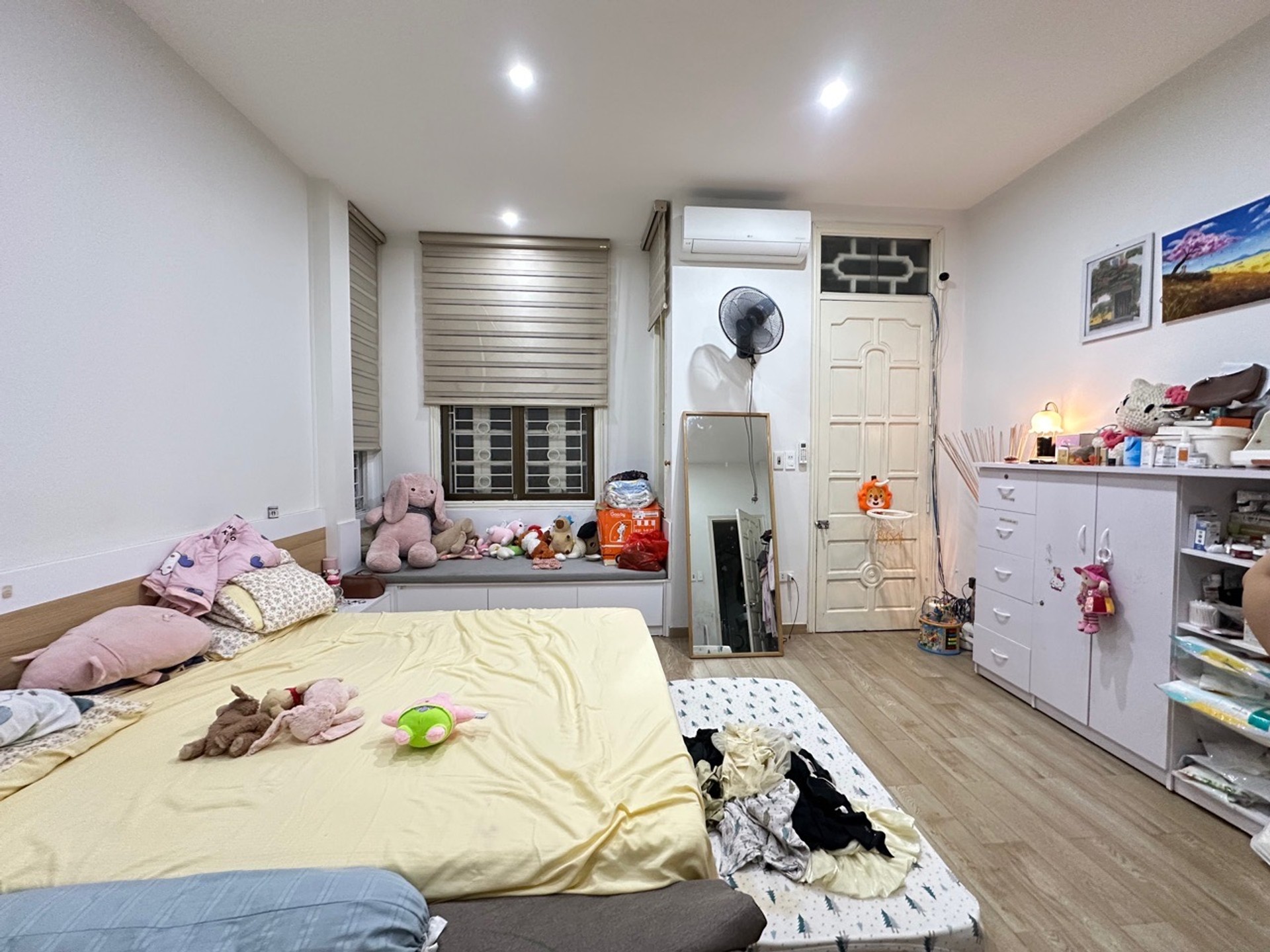 Bán nhà Lạc Trung - diện tích 31m2 4 tầng - ô tô đỗ cửa - giá 8,5 tỷ