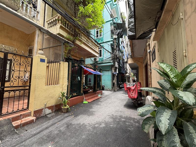 Bán nhà Hồng Hà - diện tích 82.8m2 5 tầng - ô tô đỗ cửa - giá 27 tỷ