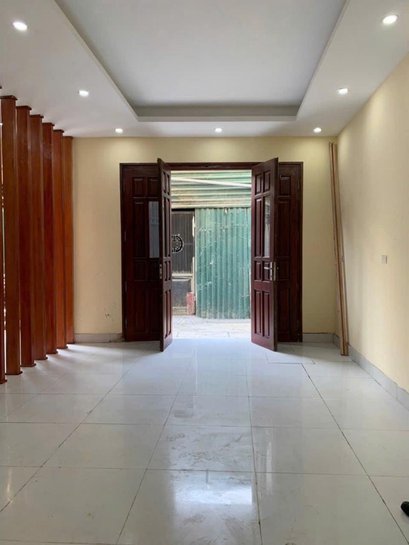 Bán nhà Định Công Hạ - diện tích 39m2 4 tầng - Nhà đẹp hiếm có - giá 4,2 tỷ