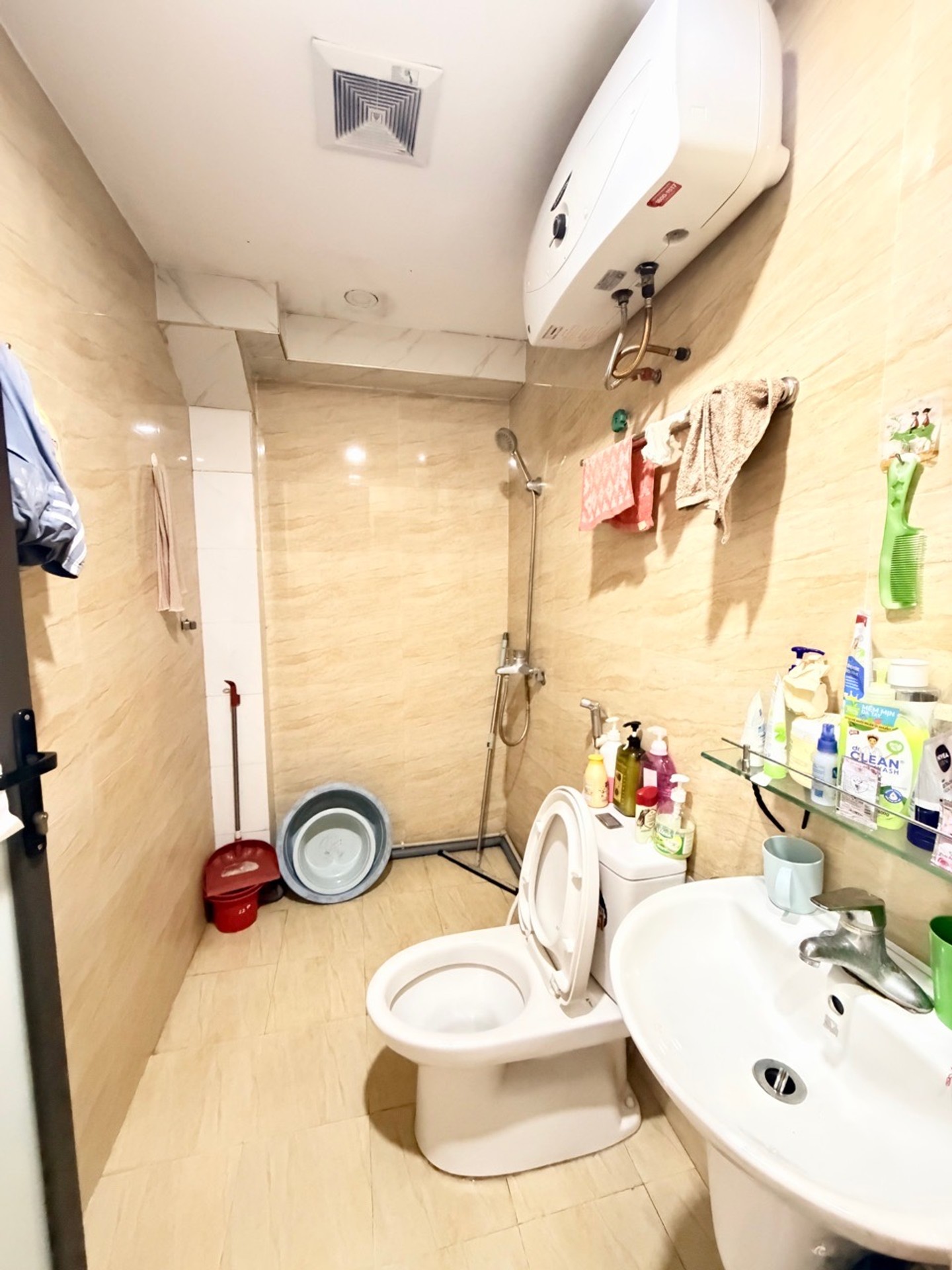 Bán nhà Láng Hạ - diện tích 46m2 6 tầng - Mặt ngõ thông, gần phố - giá 15,8 tỷ