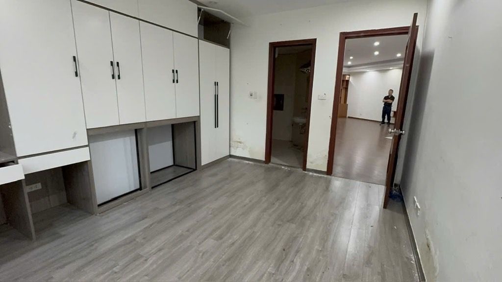 Bán nhà Vũ Trọng Phụng - diện tích 108m2 3 tầng - Căn góc thoáng mát đẹp nhất dự án - giá 8,1 tỷ