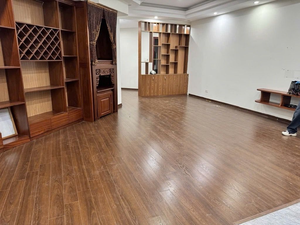 Bán nhà Vũ Trọng Phụng - diện tích 108m2 3 tầng - Căn góc thoáng mát đẹp nhất dự án - giá 8,1 tỷ