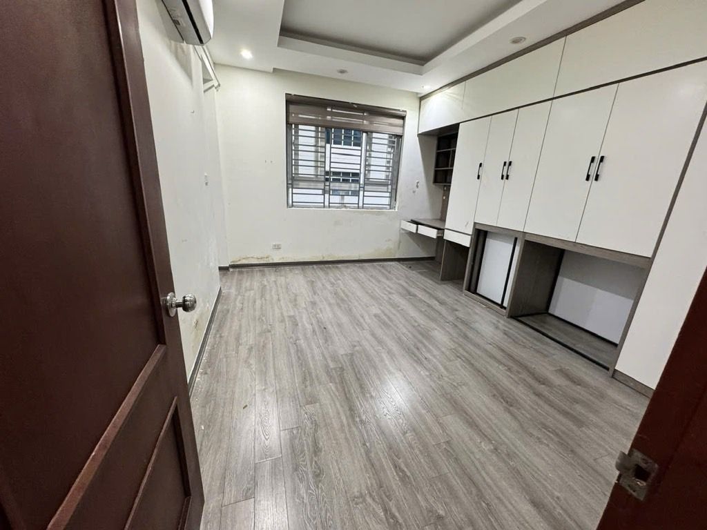 Bán nhà Vũ Trọng Phụng - diện tích 108m2 3 tầng - Căn góc thoáng mát đẹp nhất dự án - giá 8,1 tỷ