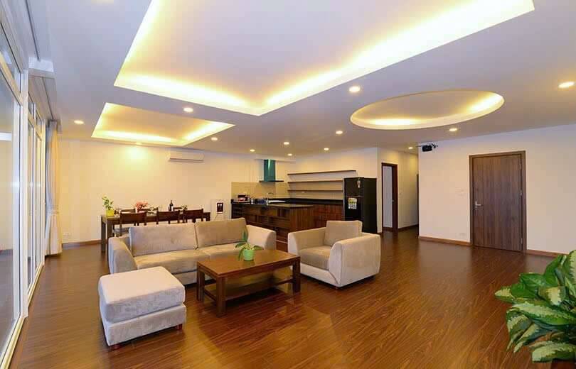 Bán nhà Từ Hoa - diện tích 186m2 9 tầng - ô tô tránh - giá 107 tỷ