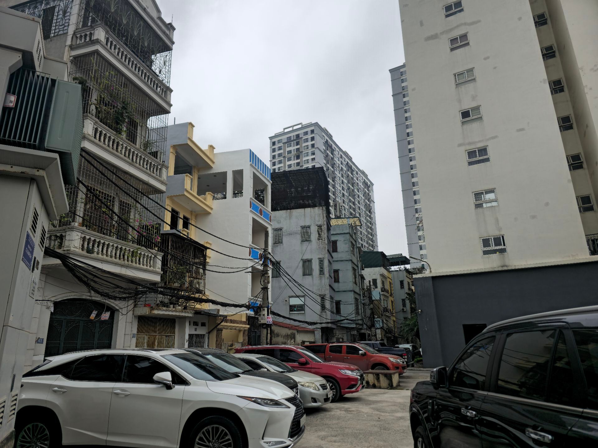 Bán nhà Minh Khai - diện tích 88m2 1 tầng - Mặt ngõ thông, ô tô qua nhà - giá 15,5 tỷ