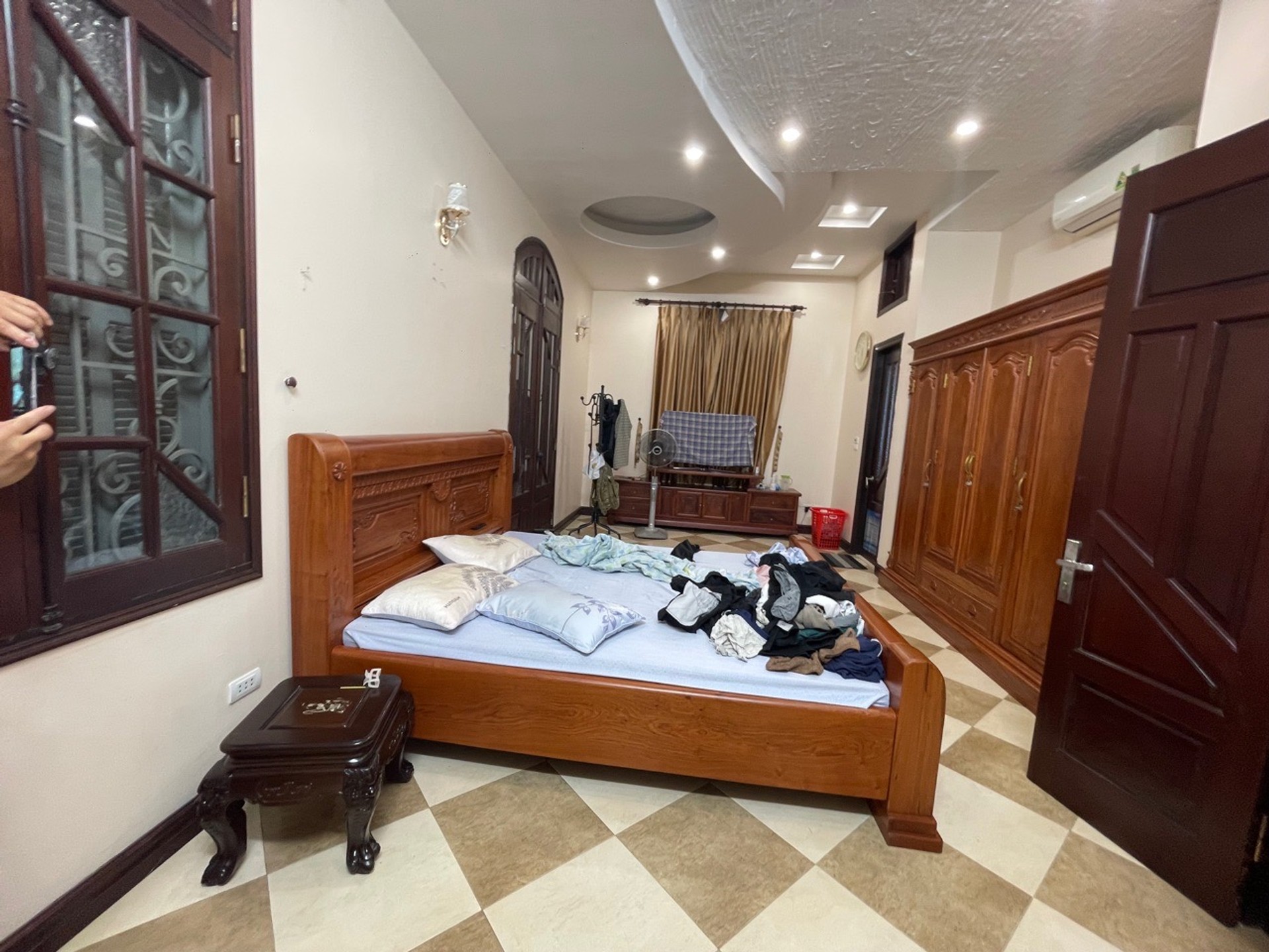 Bán nhà Thúy Lĩnh - diện tích 298m2 3 tầng - Ô TÔ - giá 45 tỷ