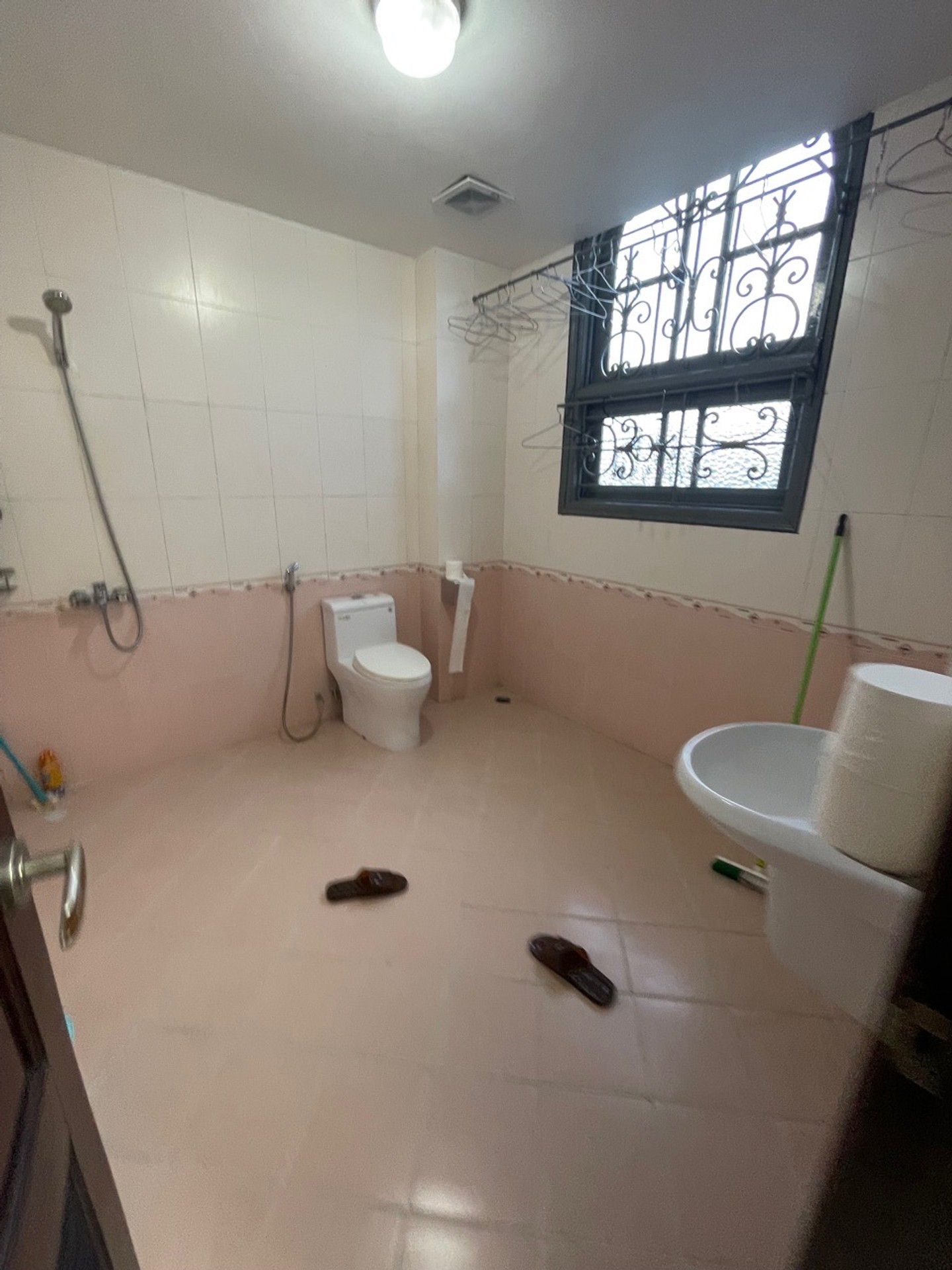 Bán nhà Thúy Lĩnh - diện tích 298m2 3 tầng - Ô TÔ - giá 45 tỷ