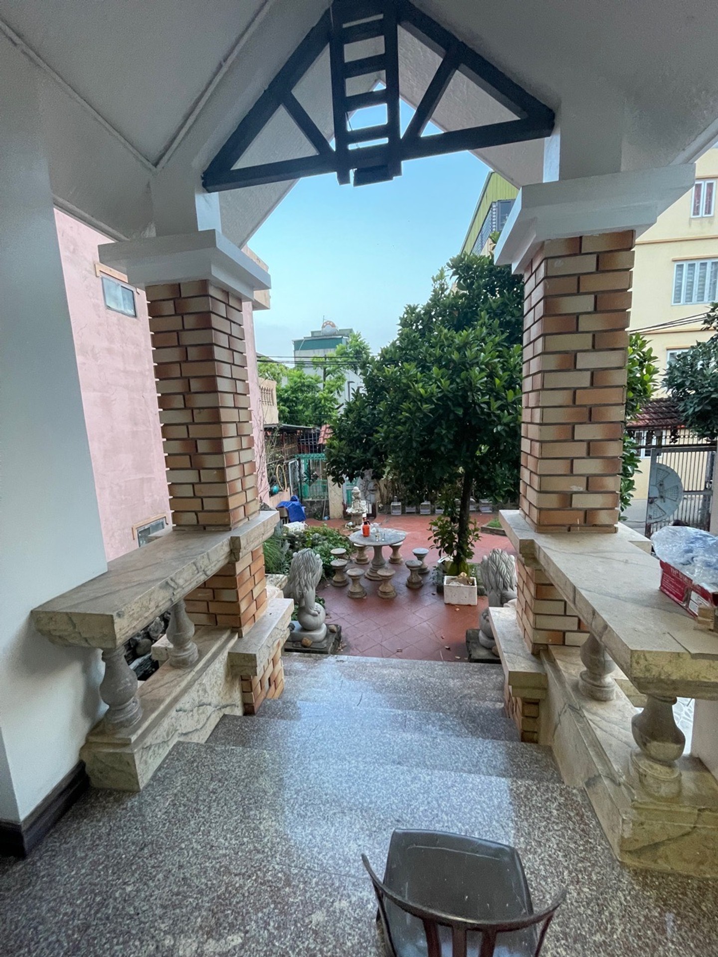 Bán nhà Thúy Lĩnh - diện tích 298m2 3 tầng - Ô TÔ - giá 45 tỷ